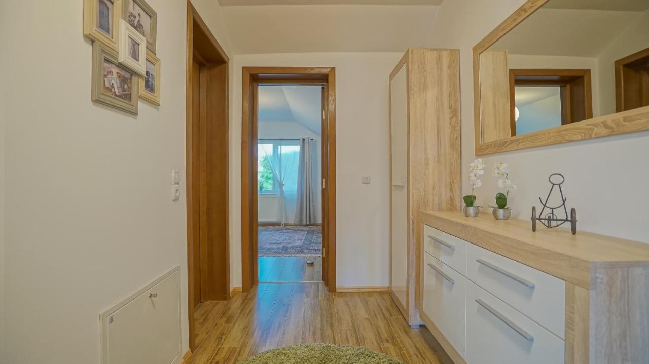 Vilux With Indoor Private Parking Braşov Exterior foto