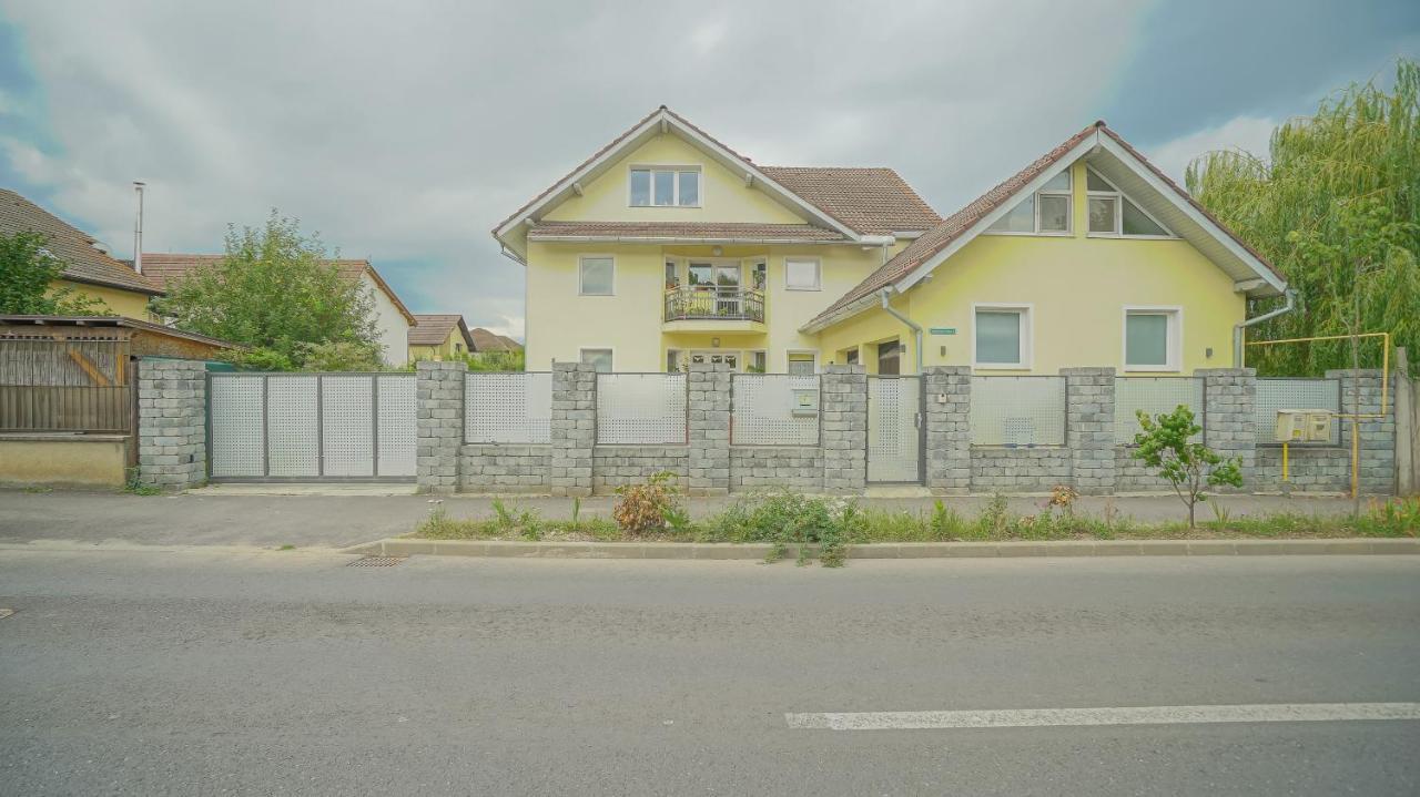 Vilux With Indoor Private Parking Braşov Exterior foto